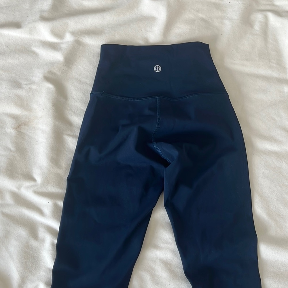 Lululemon Wunder Under Leggings - size 0
